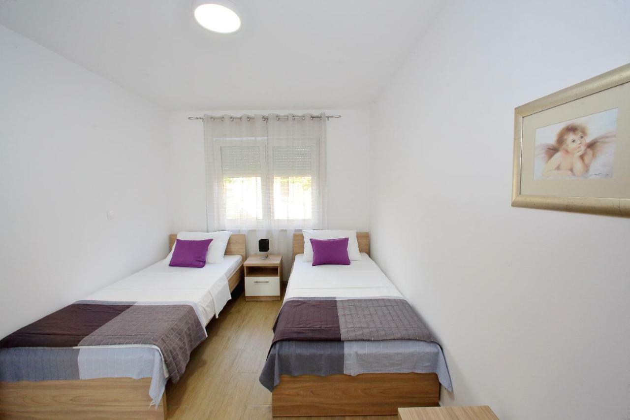 Luxury Apartments Sikiric_2 With Fantastic View On The Sea بيبينيا المظهر الخارجي الصورة